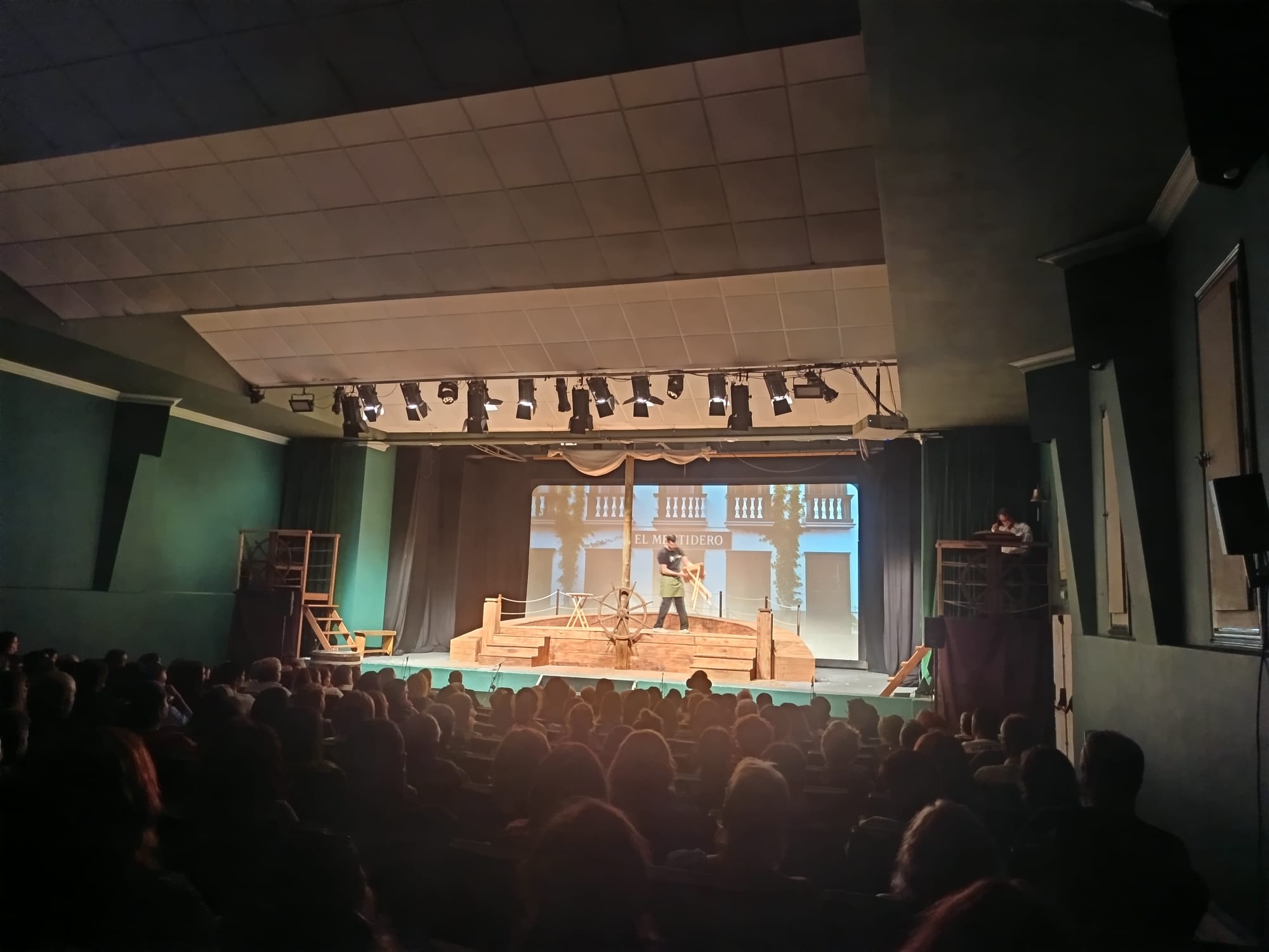 Construcción del set principal